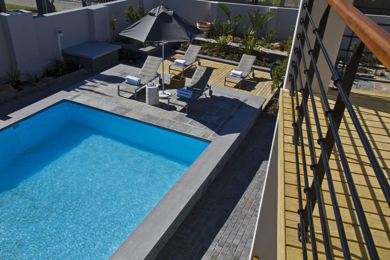 Ocean Bay Guesthouse Port Elizabeth Exterior photo