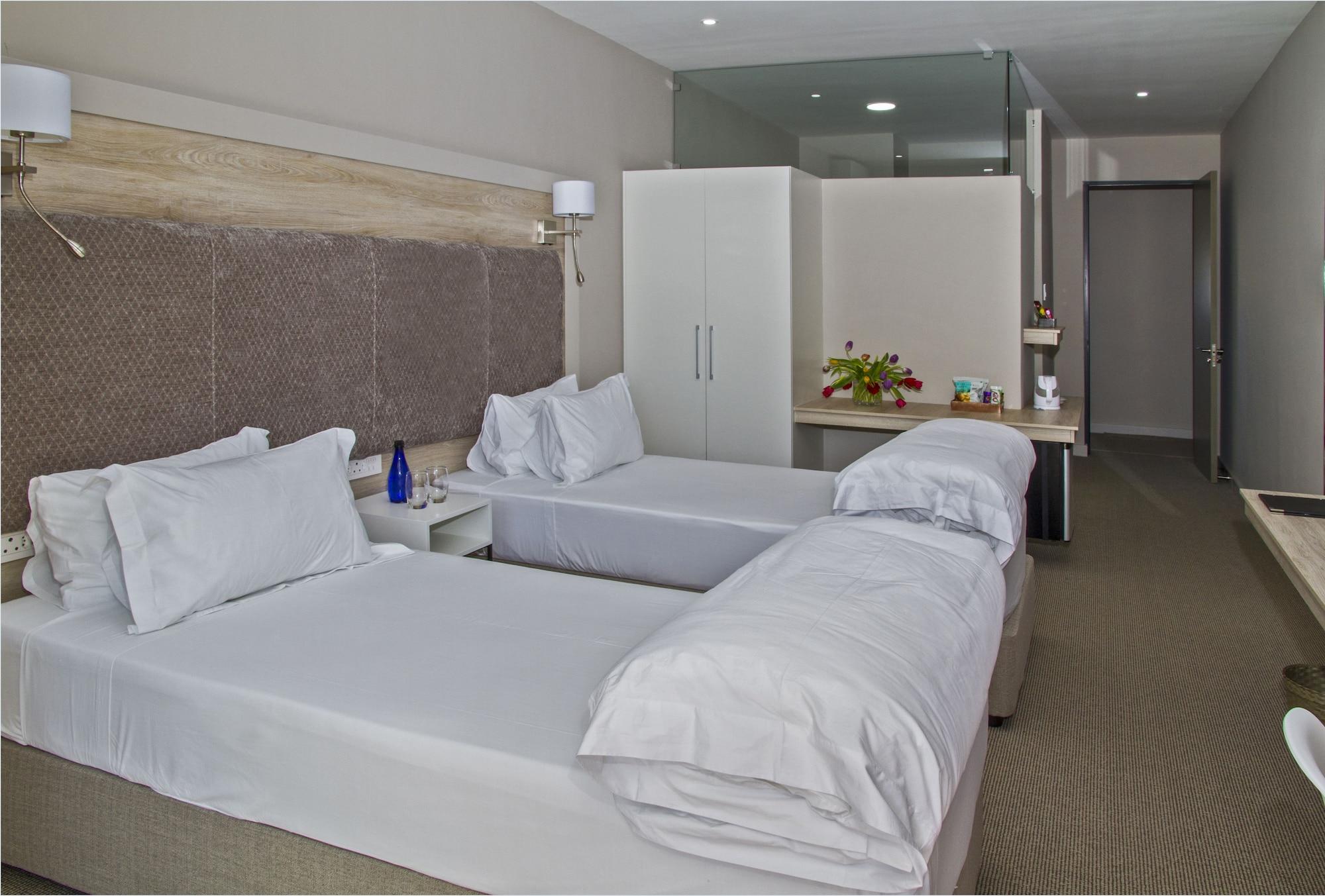 Ocean Bay Guesthouse Port Elizabeth Exterior photo