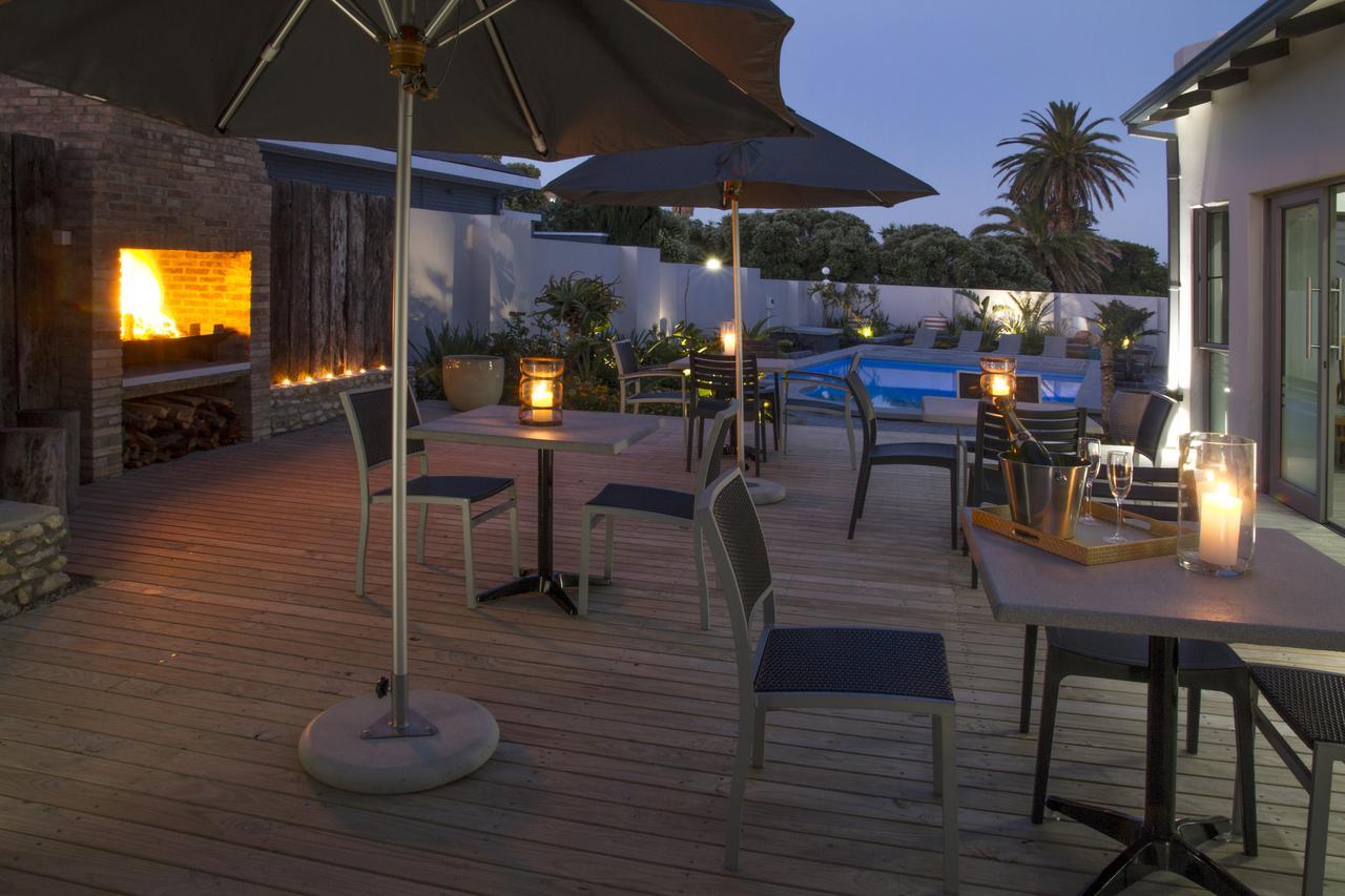 Ocean Bay Guesthouse Port Elizabeth Exterior photo