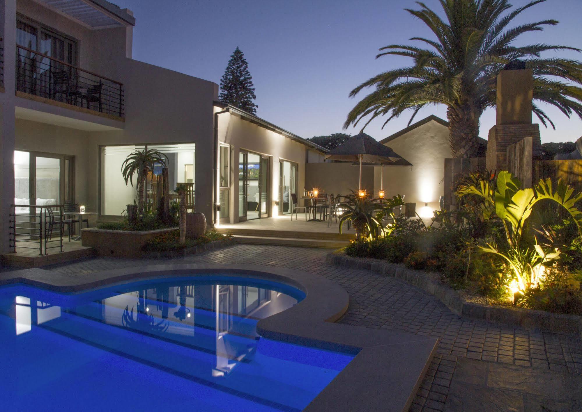 Ocean Bay Guesthouse Port Elizabeth Exterior photo